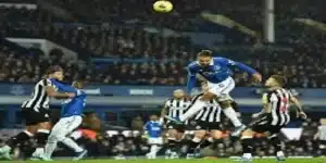 战术解码-科曼关键换人激活进攻体系-米兰体育