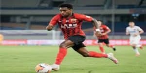 深度提示：未来英格兰足球判罚趋势与观赛策略 -米兰体育