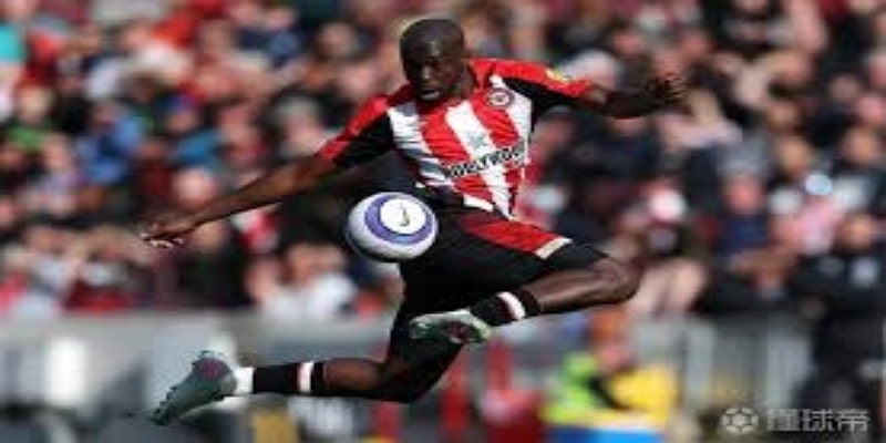 右路竞争格局与战术演变—米兰体育独家战术解析 -米兰体育