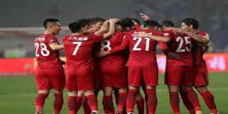 比赛回顾：米兰体育聚焦俄罗斯关键胜利时刻-米兰体育