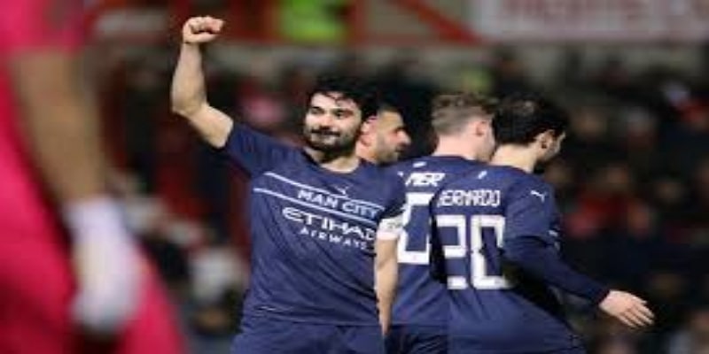 菲利的神奇表现与比赛悬念 - 米兰体育